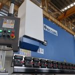Popüler hidrolik cnc pres freni ile estun E210 kontrol sistemi WC67Y-125Ton / 3200mm mühendis servisi ile